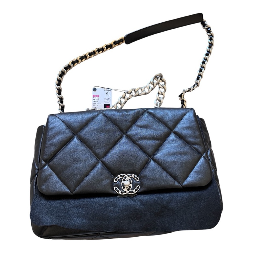 CHANEL 19 MAXI HANDBAG